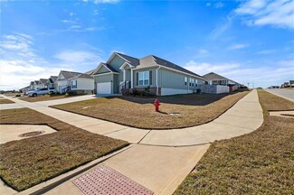 21581 Burney Rd, Fairhope, AL 36532