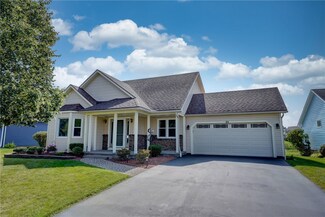25 Cornwall Crossing, Rochester, NY 14624