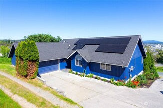 513 37th St, Anacortes, WA 98221
