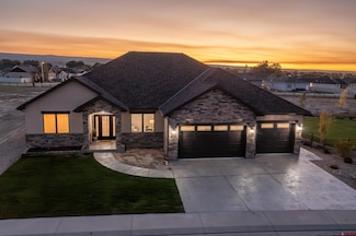 2900 Sleeping Bear Rd, Montrose, CO 81401
