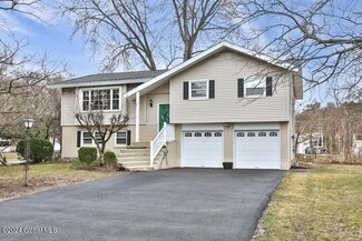 34 Patroon Place, Albany, NY 12211