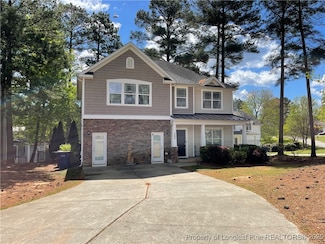 2600 Taton Ct, Sanford, NC 27330