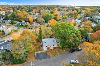 30 Amherst Rd, Marblehead, MA 01945