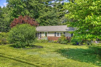 43 Davis Rd, MerriMacK, NH 03054