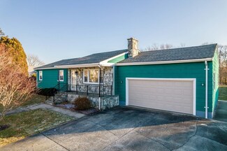 22 Swanson Dr, South Dartmouth, MA 02748