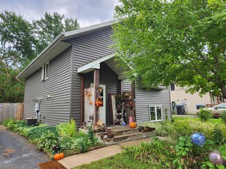 612 Stoltzman Rd, Mankato, MN 56001