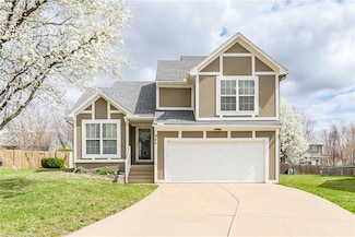 944 N Pine St, Olathe, KS 66061