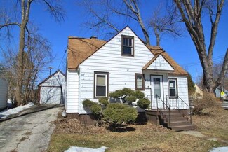 800 Warrior St, Round Lake Heights, IL 60073