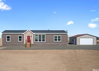 7800 Angel St, Silver Springs, NV 89429
