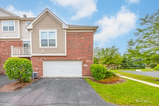 2528 Dunraven Ave, Naperville, IL 60540