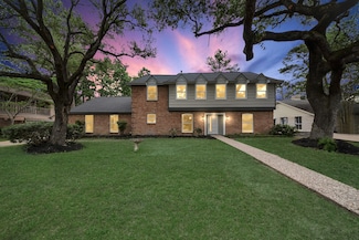 14643 Ravenhurst Ln, Houston, TX 77070