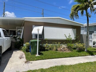 650 NW 219th Ave, Pembroke Pines, FL 33029