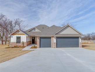 1445 Buckhorn Place, Tuttle, OK 73089
