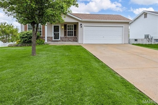 822 Trojan Cir, Troy, MO 63379