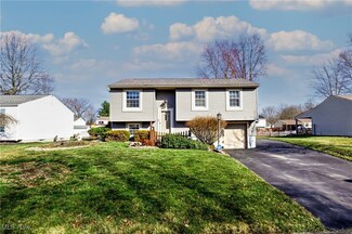 129 Camrose Dr, Niles, OH 44446