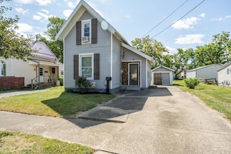 617 Willard St, Washington Court House, OH 43160