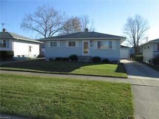 19407 Parkmount Ave, Cleveland, OH 44135