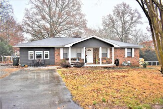 2330 County Farm Rd, Tuscumbia, AL 35674