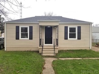 1820 E 23rd St, Muncie, IN 47302