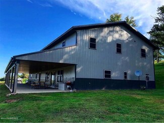 2056 Iverson Bridge Rd, Waukon, IA 52172