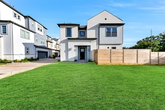 12037 Royal Oaks Run Dr, Houston, TX 77082