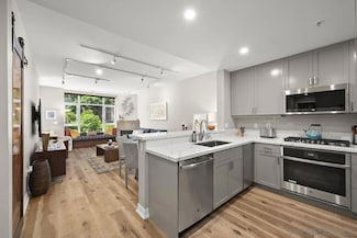 850 Beech St Unit 416, San Diego, CA 92101