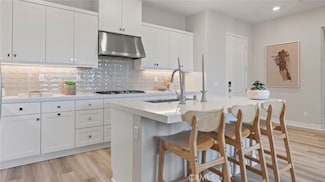 27210 Cranmore Way Unit 202, Valencia, CA 91381