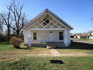 2104 Lexington St, Vernon, TX 76384
