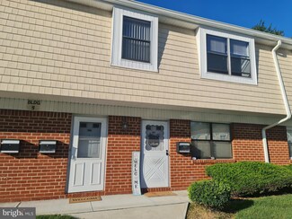 908 Silver Ct, Hamilton Square, NJ 08690
