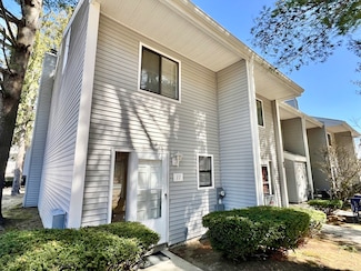 555 Russell Rd Unit C11, Westfield, MA 01085