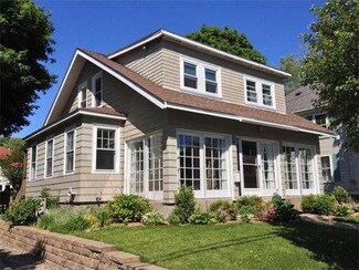 26 Sherman St, Beverly, MA 01915