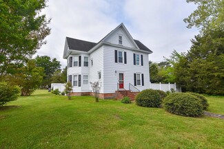 58 Kerr St, Onancock, VA 23417