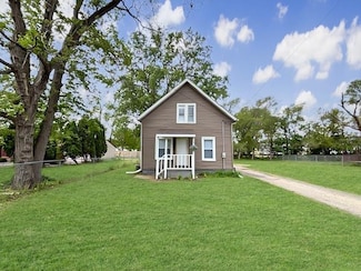 2821 Kinsey St, Rockford, IL 61109