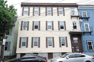 218 W 8th St, Boston, MA 02127