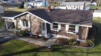 31 Meade Ln, Enfield, CT 06082