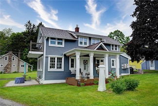 8483 Cornell St, Honeoye, NY 14471
