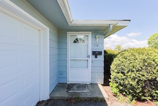 428 Parker St Unit 2, New Bedford, MA 02740