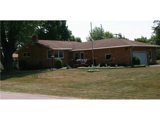 4720 Hedgewood Dr, Buffalo, NY 14221