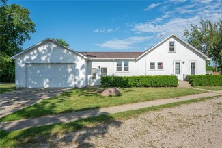 224 Baker St, Minburn, IA 50167