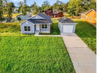 230 Red Bud Ln, Onalaska, TX 77360