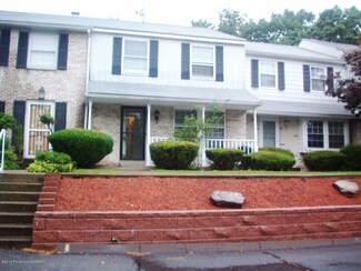 130 Haverford Dr, Wilkes Barre, PA 18702