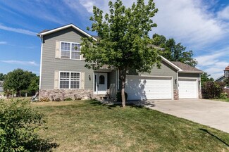 1210 Stanley St, Chesterton, IN 46304