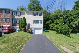 5 Riverview Dr, Coeymans, NY 12045
