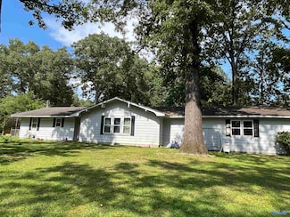 1956 Audubon Cir SW, Hartselle, AL 35640