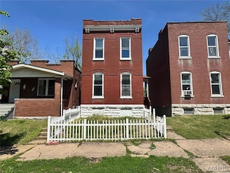 3221 Mount Pleasant St, Saint Louis, MO 63111