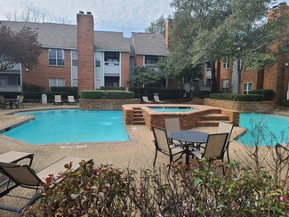 2112 Amesbury Dr Unit 124, Arlington, TX 76011