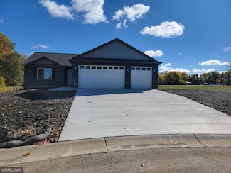 217 Bouldercrest Ave NE, Owatonna, MN 55060