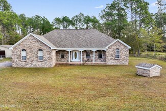 13352 N Sandy Creek Rd, Biloxi, MS 39532