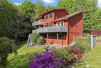 3778 Tracyton Beach Rd NW, Bremerton, WA 98310