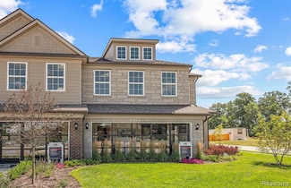 1569 Addison Cir, Commerce Township, MI 48390